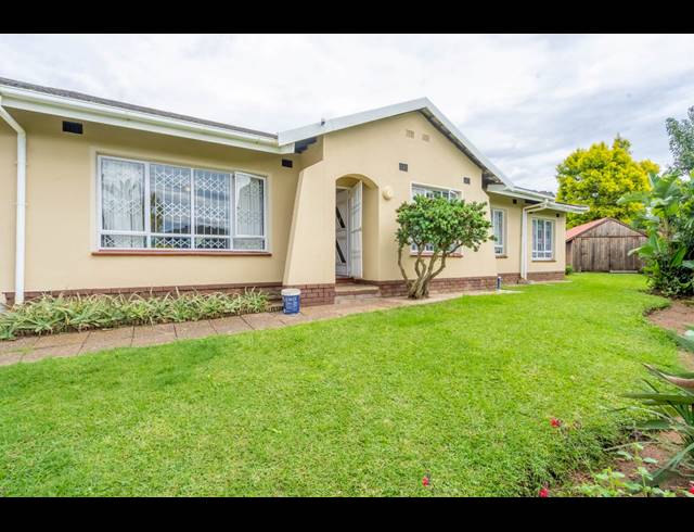 4 BEDROOM HOUSE FOR SALE IN NEW GERMANY